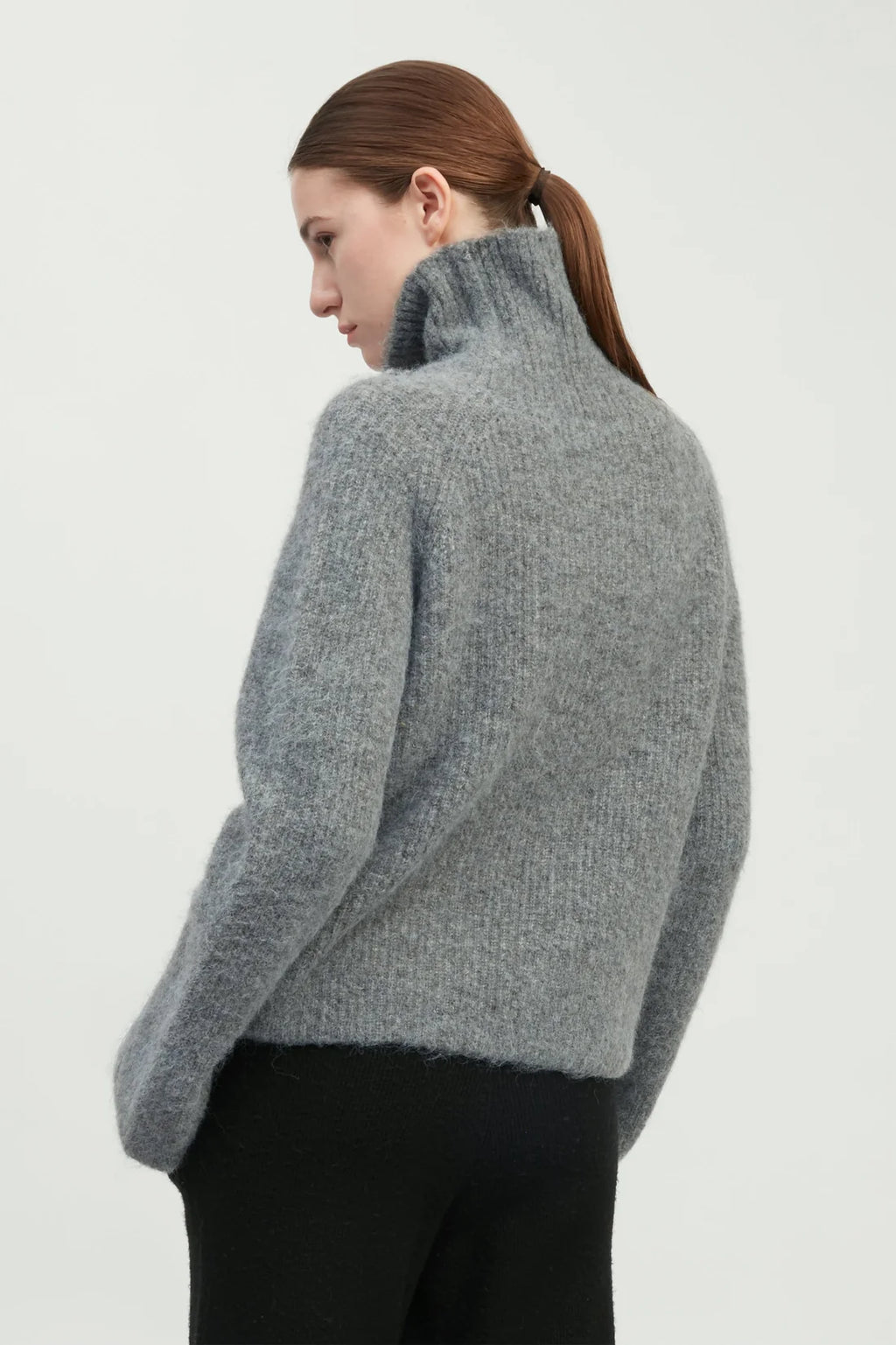 Mongul Soft Funnel Neck Sweater