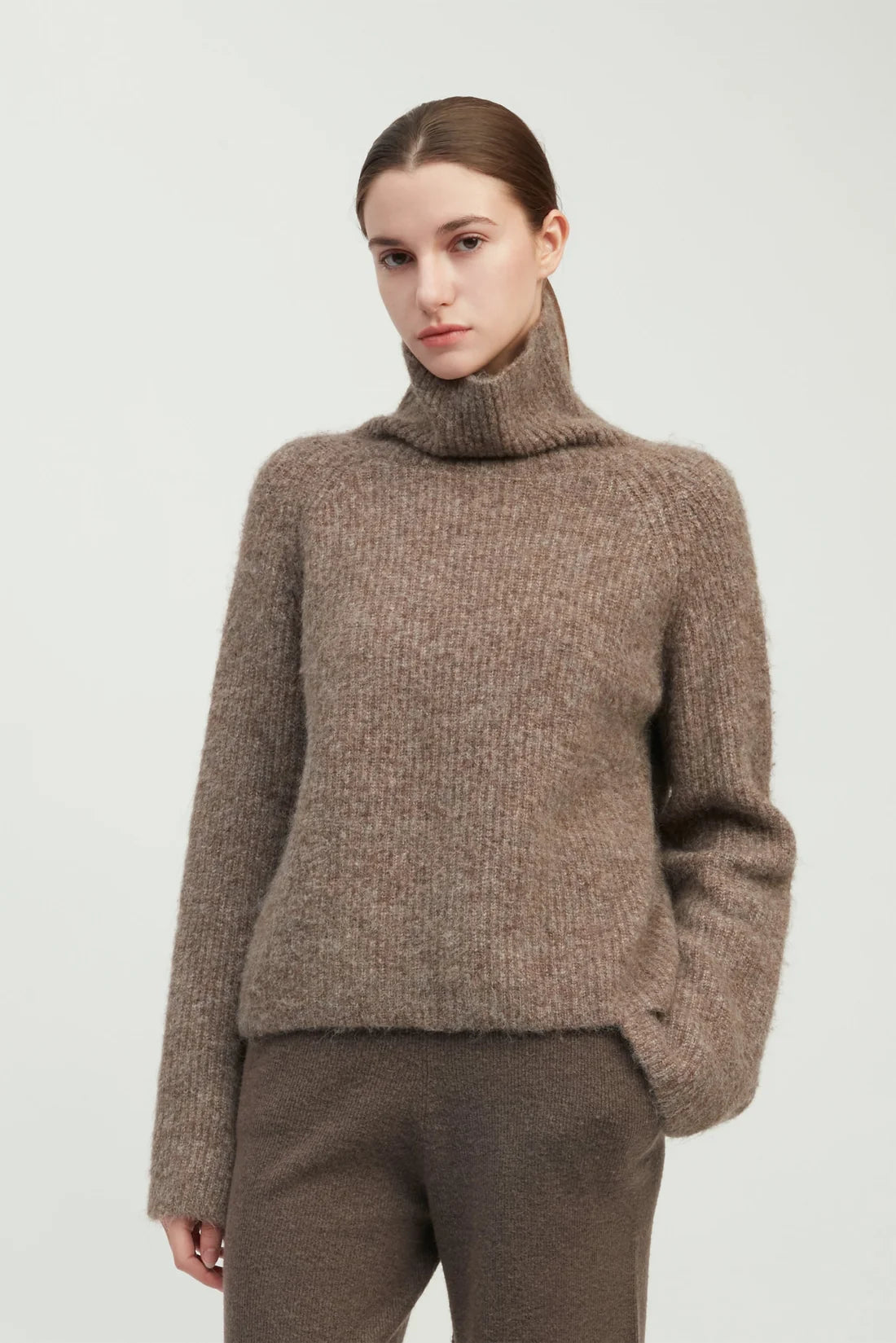 Mongul Soft Funnel Neck Sweater