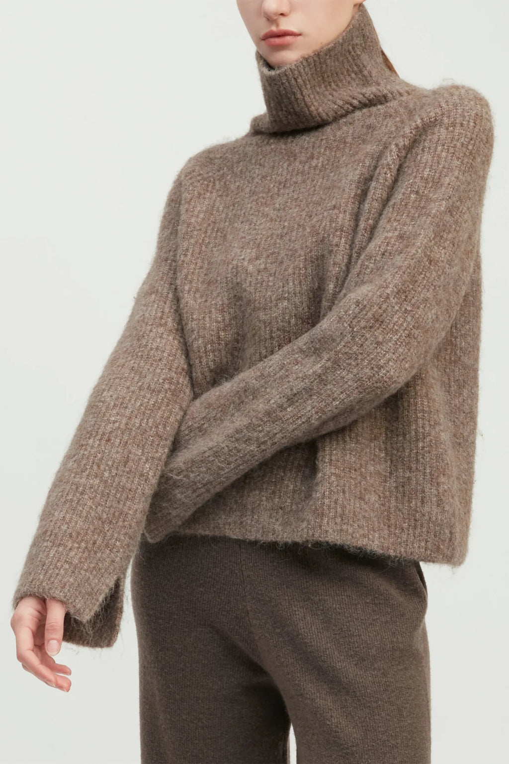 Mongul Soft Funnel Neck Sweater